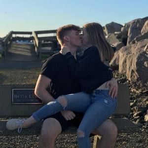 Meet your Posher, Devin